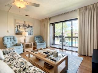 New Rental Quiet Tropical Oasis with Pool View - Coronado Cove - Edgewater - 4