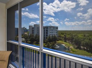 Stunning Modern Beachy 32 Corner Condo W pond views. OW11-507 - New Smyrna Beach - 6