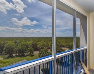 Stunning Modern Beachy 32 Corner Condo W pond views. OW11-507 - New Smyrna Beach - 7