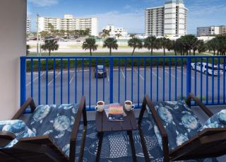 Come Drift Away in this gorgeous coastal themed 2 bed with den and 2 baths condo. OW20-303 - New Smyrna Beach - 0