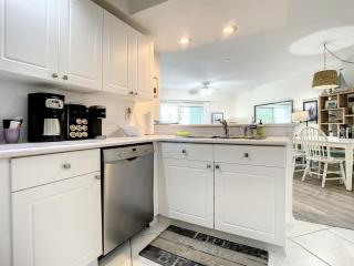 Come take in these beautiful views of the ocean in this gorgeous 22 Condo. OW1-302 - New Smyrna Beach - 2