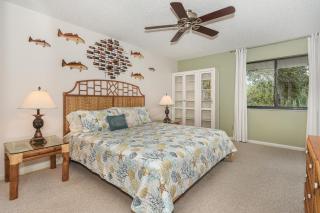 Beautifully updated bright and cheery 2nd story condo near pool beach access- SC261 - Edgewater - 3