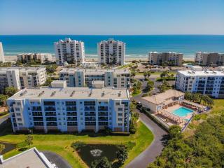 Oceanwalk Jr. Penthouse - Close to Pool Beach Access OW14-604 - New Smyrna Beach - 9