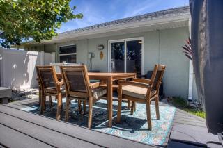 Modern Home Across from Beach 32 w 1-car Garage ~ Large fenced yard with deck - New Smyrna Beach - 2