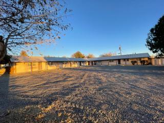 Apt 2- High Plains Lodge at Nomad Landing - Clayton - 1