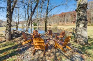 Pet-Friendly Topton Home with Patio, Deck and Views! - Topton - 9