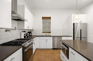 Beautiful 3BR Home 10 Minutes to Downtown by Barclé - Austin - 1