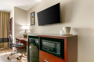 Comfort Inn & Suites Van Buren - Fort Smith - Van Buren - 1