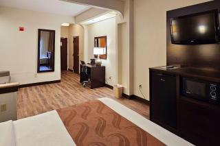 Quality Inn & Suites near St Louis and I-255 - Cahokia - 3
