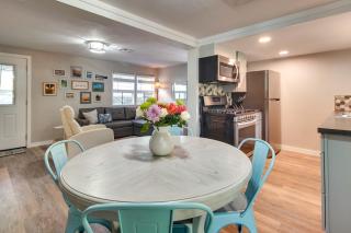 Deck and Dock Access Lakefront Grove Cabin! - 3