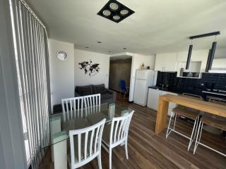 Departamento con PILETA y gran balcón terraza con quincho y asador propio - Córdoba - 0