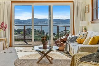 Panorama Magic - A Sandy Bay Family Escape - Sandy Bay - 0