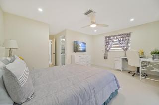 Beautiful 3 Bedroom House - Cape Coral - 3