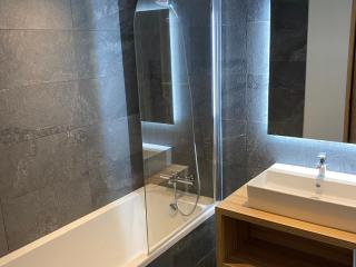 Appartement charmant au pied des pistes avec balcon et parking - FR-1-692-93 - 1