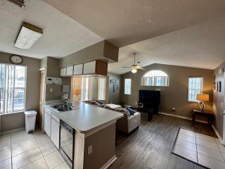 Grand Superior 3BR Condo near Disney Parks - Kissimmee - 7