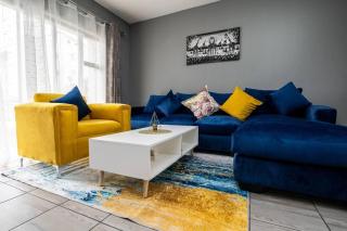 Explore this stylish and classy apartment - 5