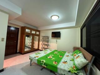 Hideaway House Patong - Patong Beach - 6