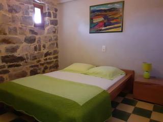 Gîte L'ESCOUSSOU 6p, 4ch, 120m2, charme et nature, piscine chauffée, sud Ardèche - 1