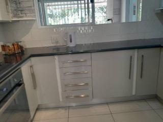 3 bedroom self catering @ Lelapa La Baphogole - 4