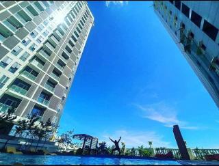 Unit 3J Signature Suites, Lafayette Megaworld - 1
