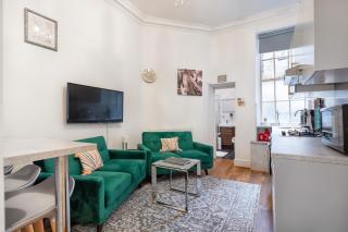 DELUXE AirConditioned Two Bed Apt in Covent Garden - 5