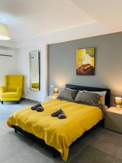 Sliema Seaview Apartment- Valletta Views - APT 8, 49 Tigne Point Mansions - Sliema - 3