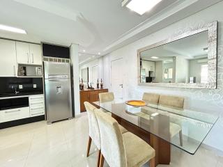 Apto na praia de Bombas, ótima localização - 7