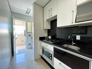 Apto na praia de Bombas, ótima localização - 5