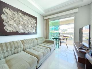 Apto na praia de Bombas, ótima localização - 3