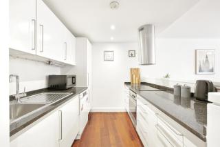 2 Bedroom Apartment Short Term Rental & Flexible Renting Shoreditch with Free WiFi & Balcony - Londra - 1