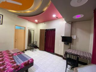 MUKTAI LODGE - Solapur - 6