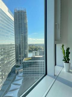 Panorama City - luxury apartment in the center of Bratislava, free parking, best location - Bratislava - 2