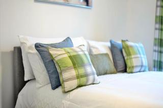 Fortified Two Bedroom Home - Bristol - Whitchurch - 4
