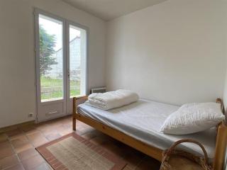Maison calme avec jardin, proche plages et centre, 2 chambres, 4 couchages, ménage inclus - FR-1-246A-163 - 3