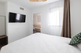 The Originals Résidence Aix Schuman - 1