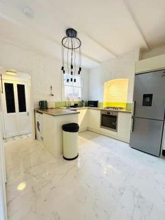 Elegant House in Stratford - Londra - 5