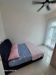 Lee Batu Ferringhi Condominium - 8