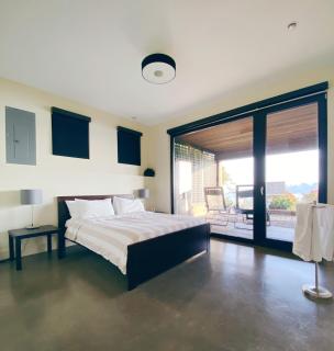 180 degree, unobstructed bluff view! - 5