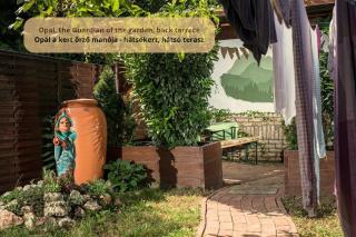 Tulip Home Guest House - Vác - 4