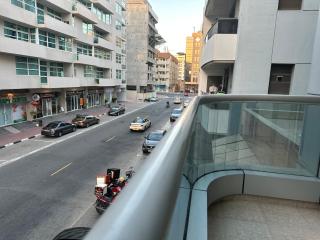 Short Stay Partition Room in Al Barsha 1 Near Mashreq Metro - 2