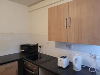 Amazing and Immaculate 2-Bed House in Manchester - 1