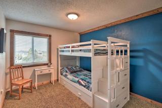 Beachfront Oasis w/ Game Room & Ocean Views! - Flagler Beach - 3