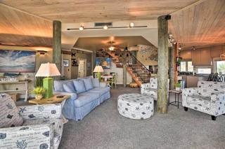 Chic Home: Ocean Views, Hot Tub & Game Room! - Flagler Beach - 3