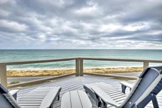 Chic Home: Ocean Views, Hot Tub & Game Room! - Flagler Beach - 6