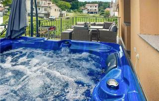 Amazing Apartment In Krsan With Wifi - 1