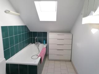 Appartement climatisé avec parking privé à Doué la fontaine - Doué-la-Fontaine - 2