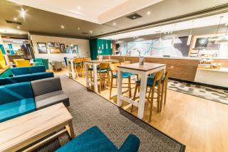 Holiday Inn Leeds Brighouse by IHG - Brighouse - 0