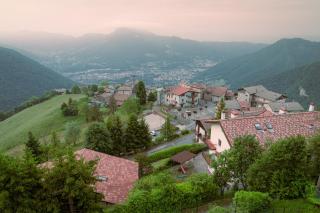 Amata Berghem Casa Vacanze con auto a disposizione - Aviatico - 2