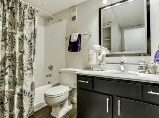 elegant stylish living - Arlington - 4