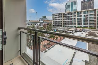 Comfortable & Cozy - Newly Furnished 'Quays' Share Save - Auckland - 1